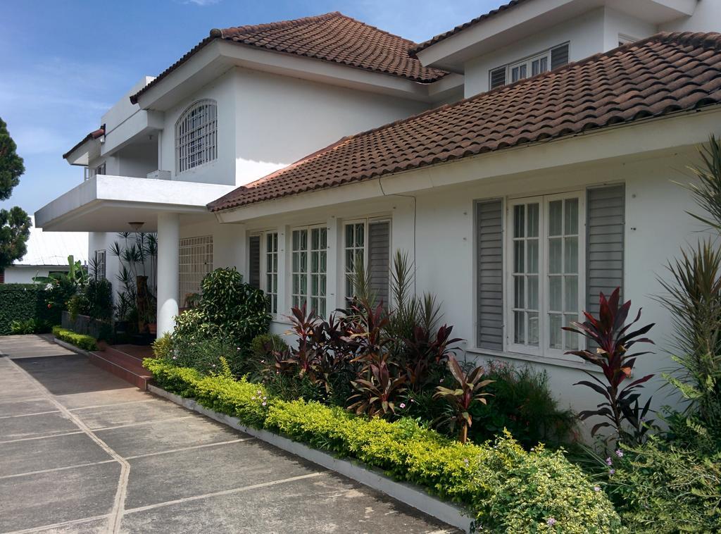 Chester Avenue Guest House Кингстон Экстерьер фото