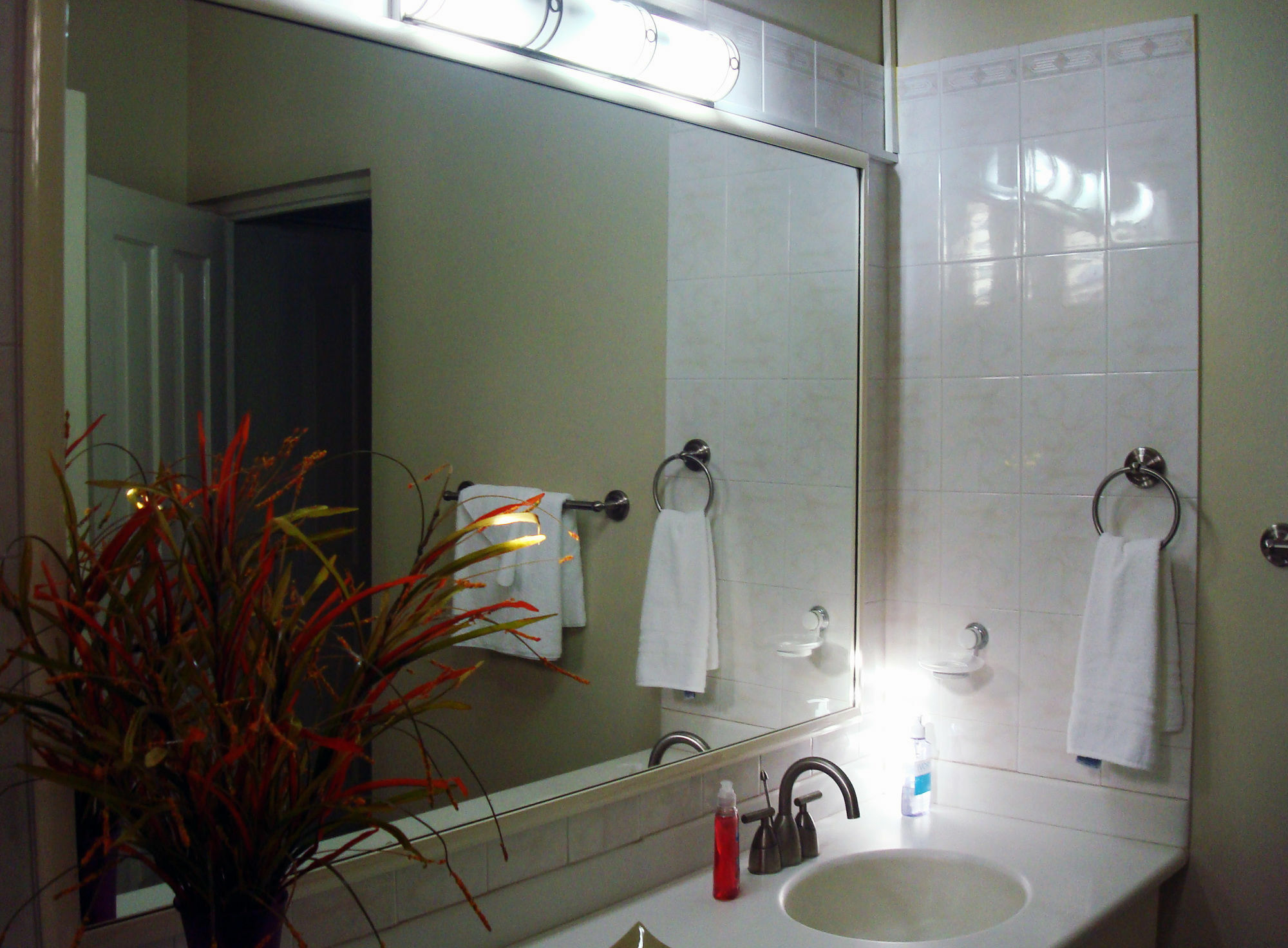 Chester Avenue Guest House Кингстон Экстерьер фото